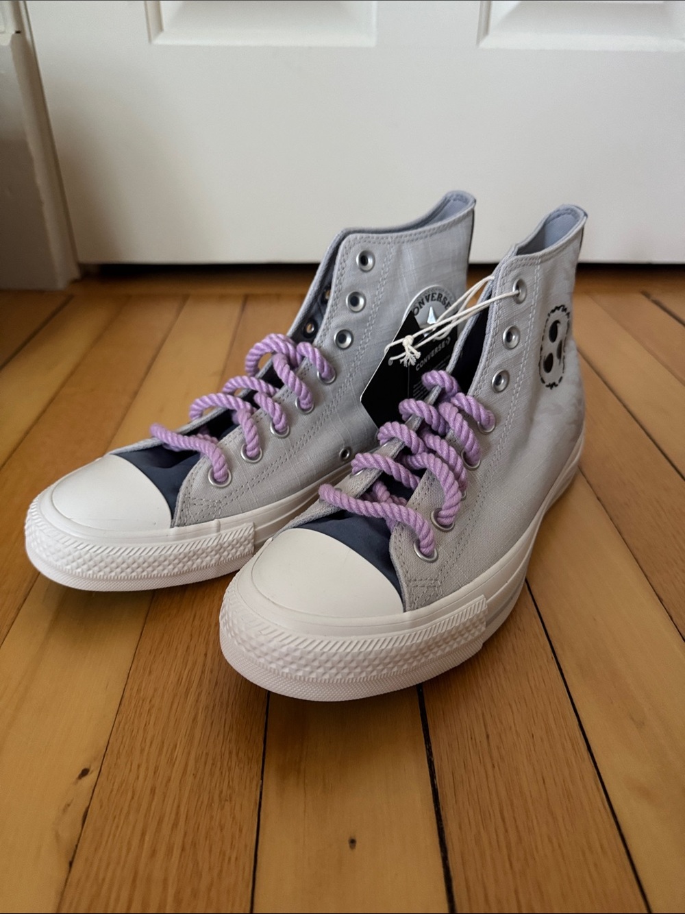 Naruto Converse BRAND NEW - Picture 2 of 8